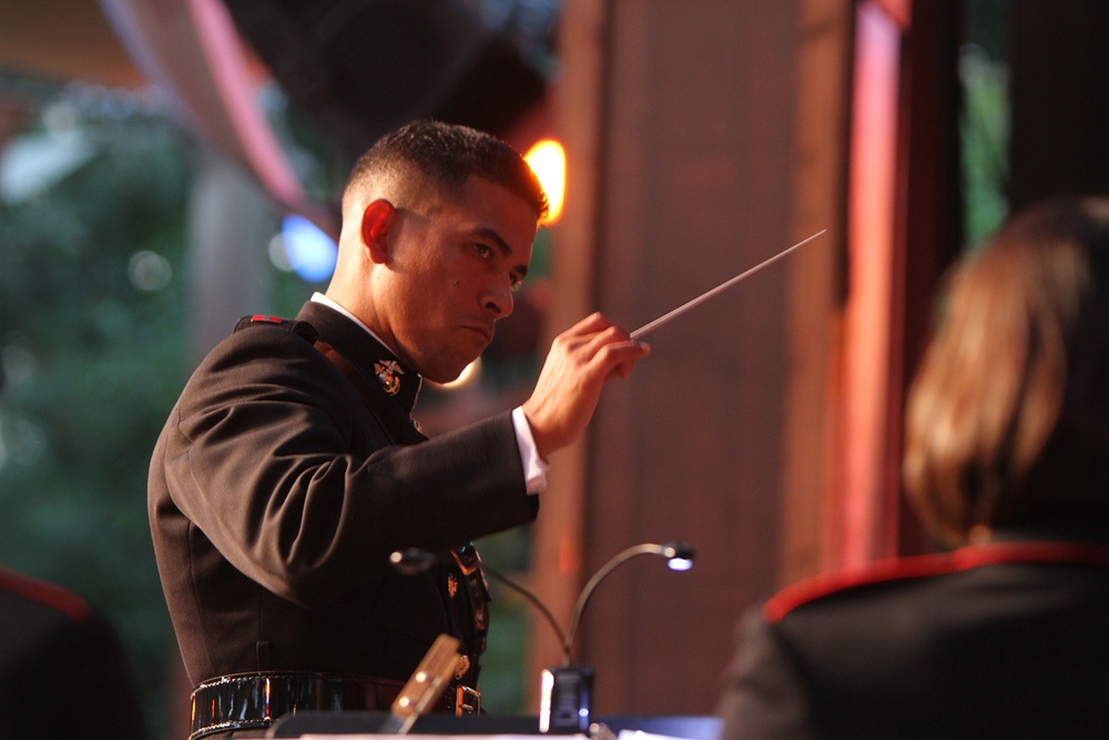 3rd MAW Band performs at Disneyland for Independence Day