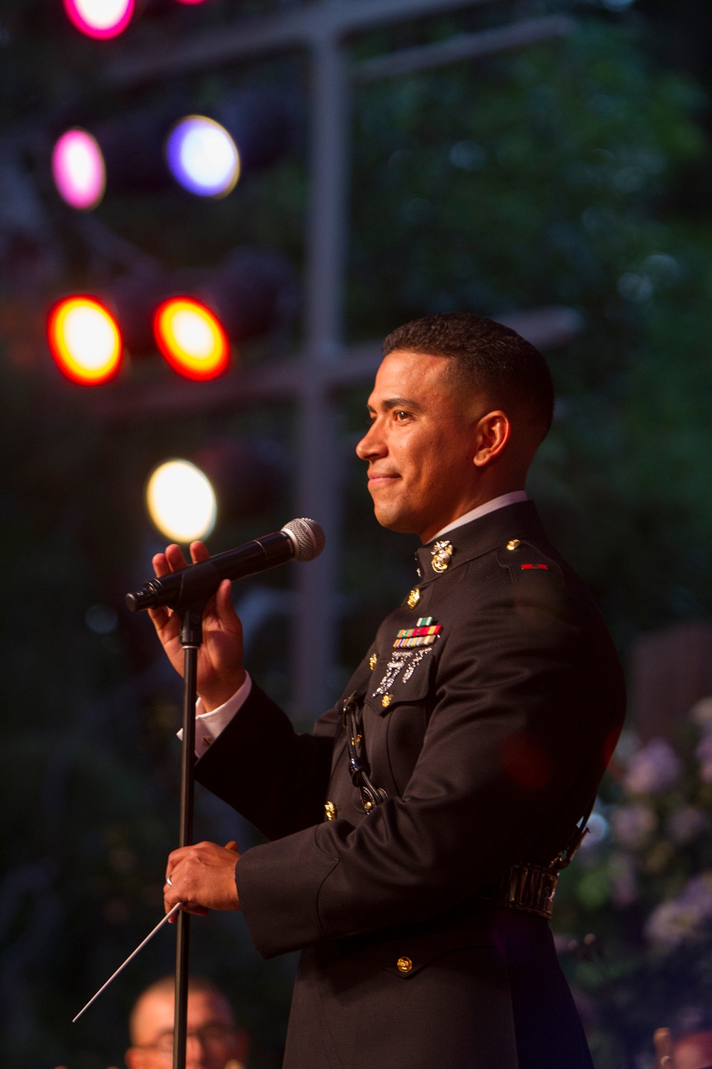 3rd MAW Band performs at Disneyland for Independence Day