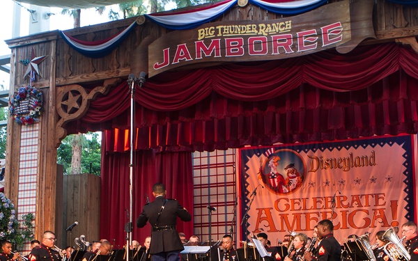 3rd MAW Band performs at Disneyland for Independence Day