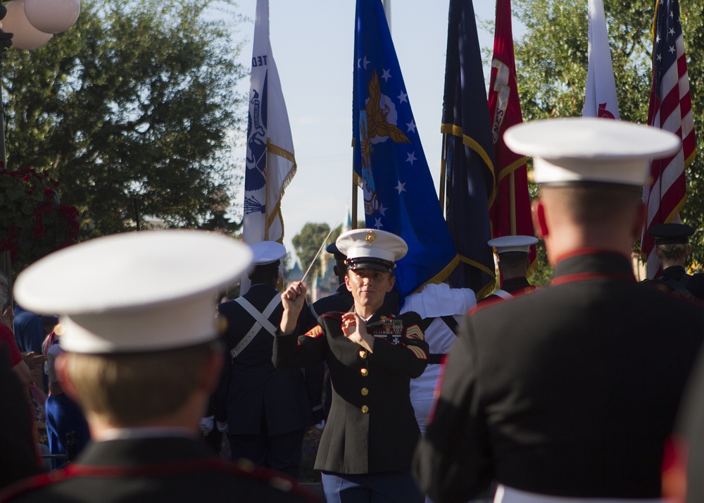 3rd MAW Band performs at Disneyland for Independence Day