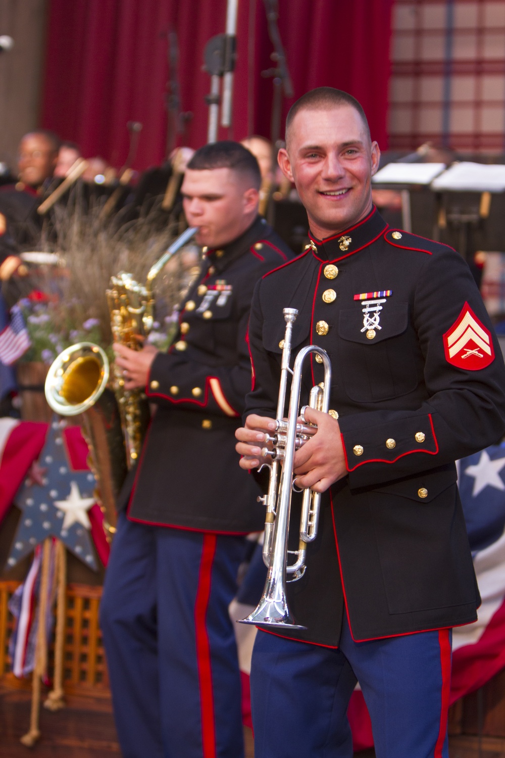 3rd MAW Band performs at Disneyland for Independence Day