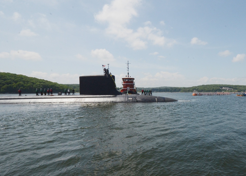 USS Virginia returns to Submarine Base New London