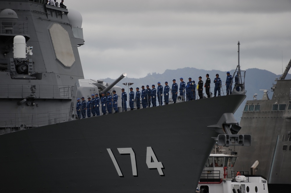 Ships depart for sea phase, RIMPAC 2014