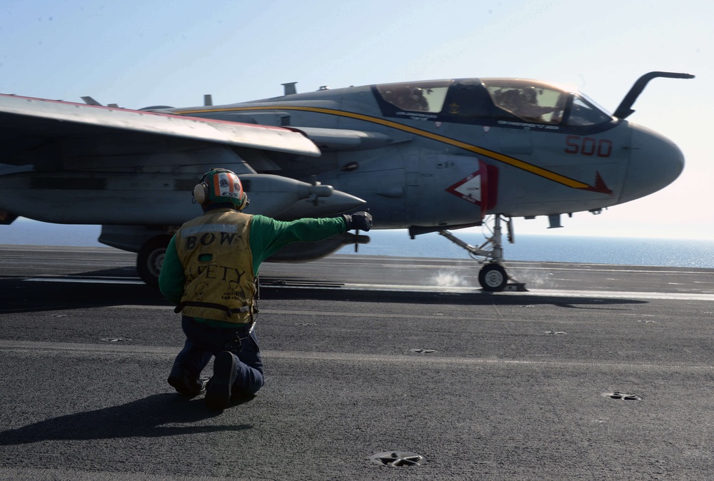 USS George H.W. Bush flight operations