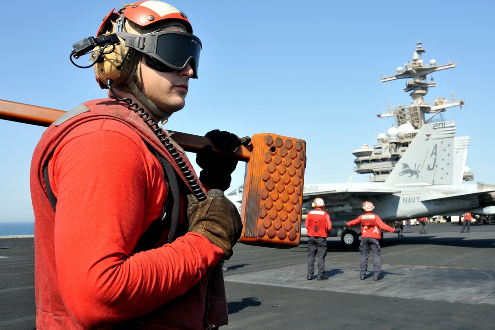 USS George H.W. Bush flight operations