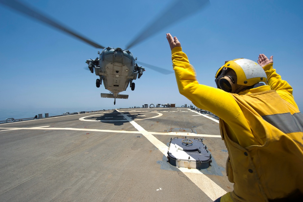 USS Arleigh Burke flightdeck operations