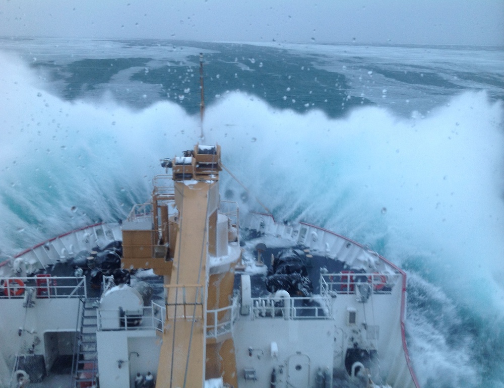 USCGC Mackinaw enters Lake Huron