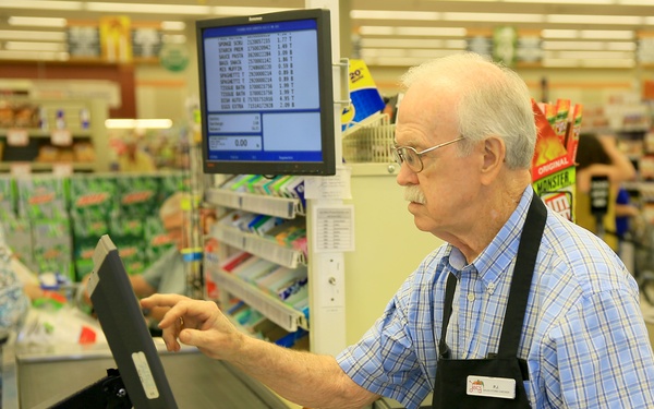 Vietnam vet still serving Marine Corps at 80 years old