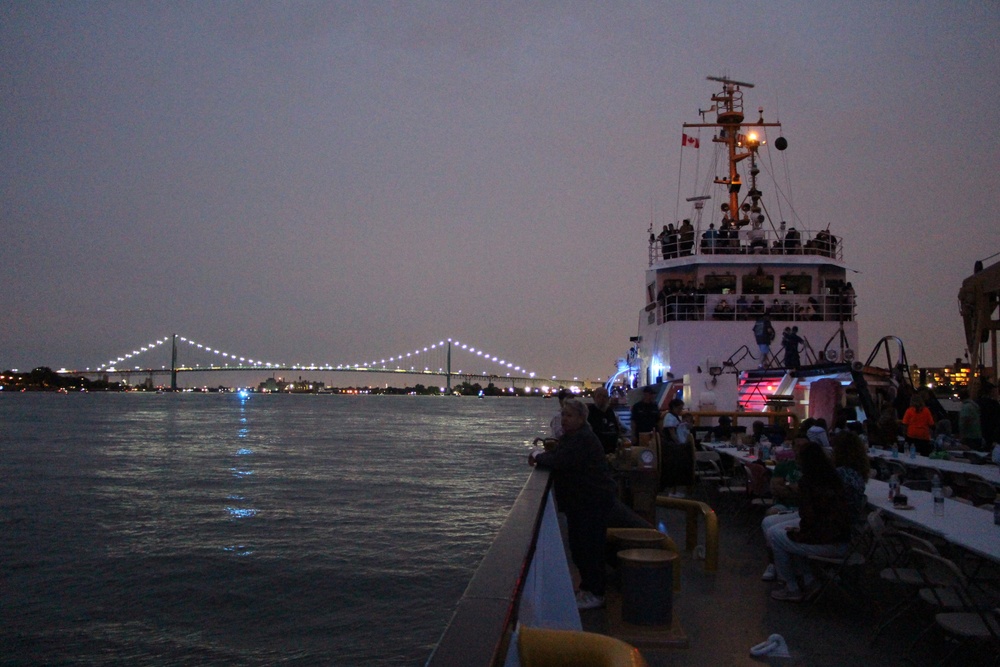 Coast Guard Cutter Bristol Bay hosts Coast Guard families for Detroit fireworks