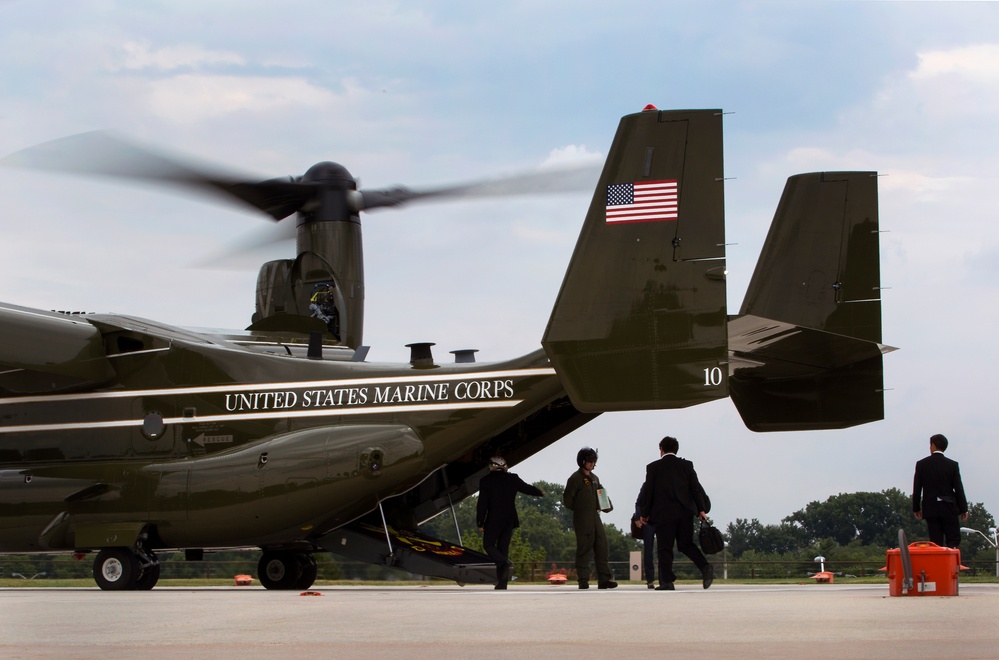 Japanese Minister of Defense visits Pentagon