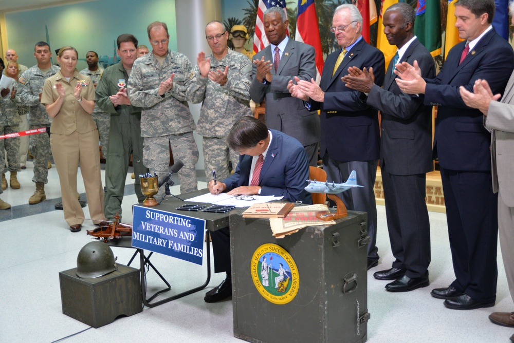 Gov. McCrory signs legislation to help Guard, Reserve, active duty members and veterans