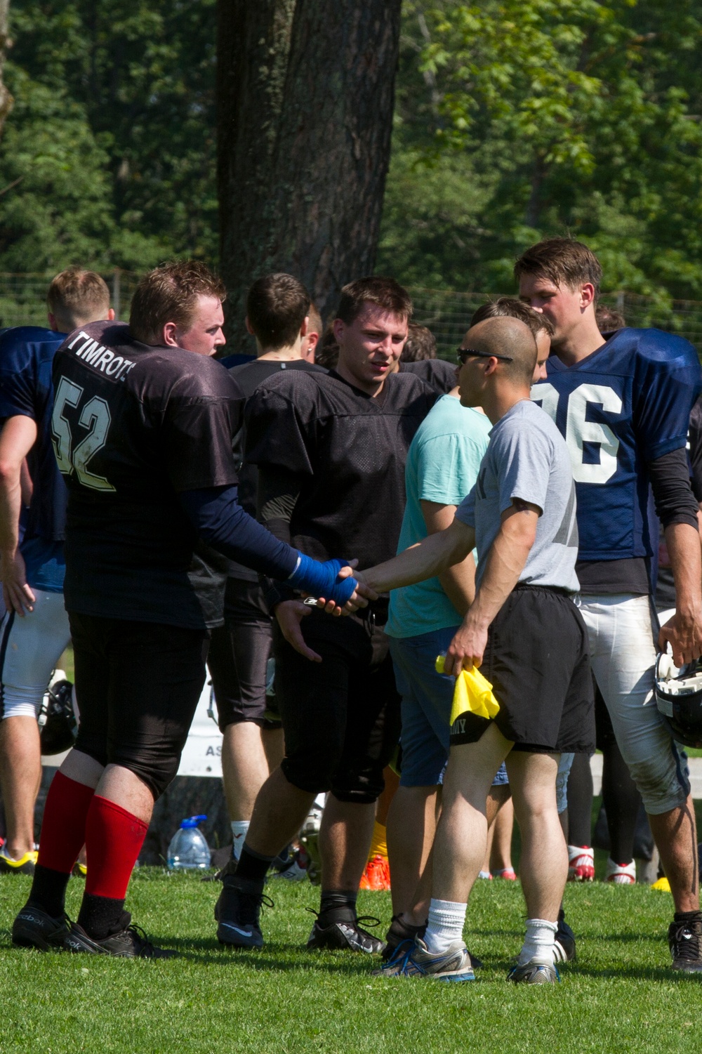 Paratroopers referee American football for Latvia, Estonia