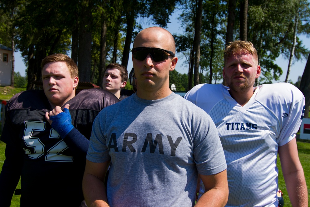 Paratroopers referee American football for Latvia, Estonia