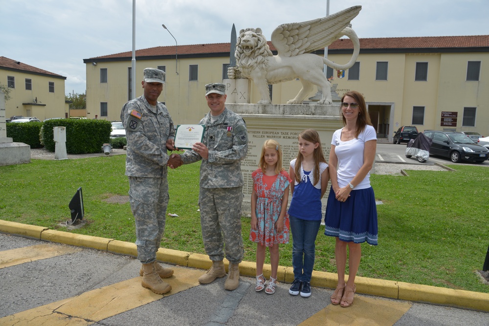 Award ceremony for Lt. Col. Patrick D. Pflaum