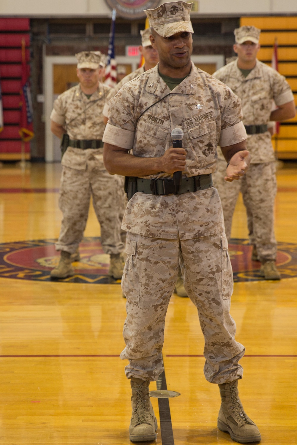 6th Marines welcomes new commanding officer