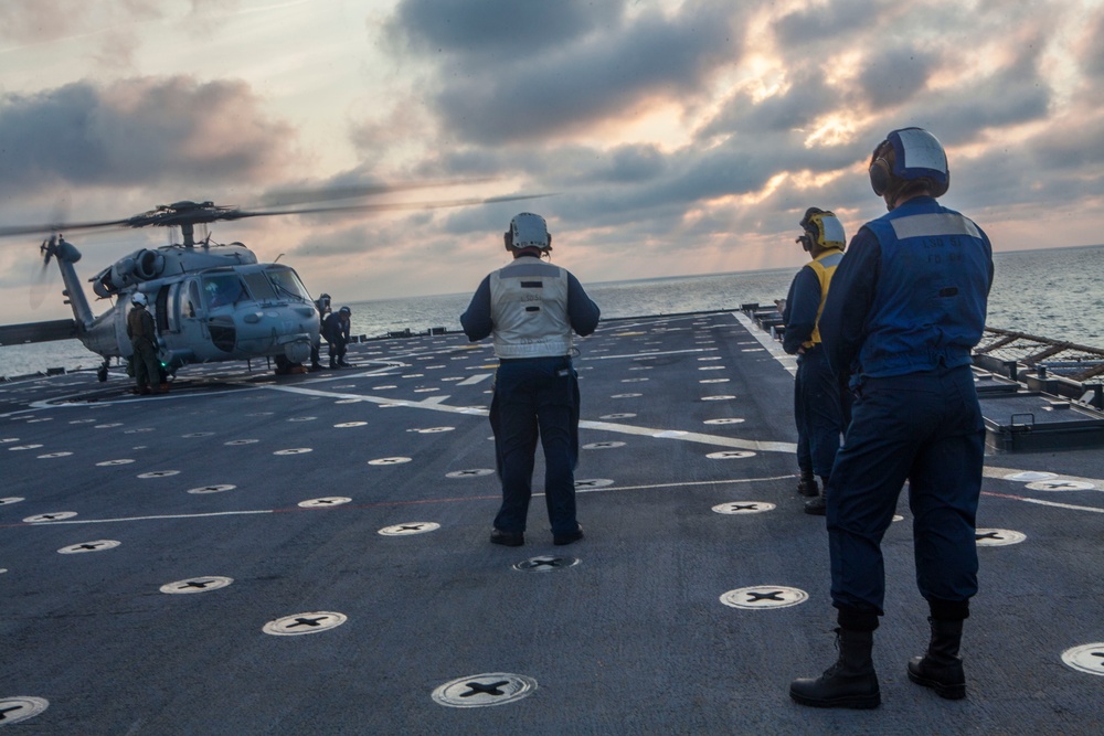 USS Oak Hill conducts flight operations aboard ship