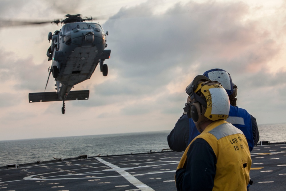 USS Oak Hill conducts flight operations aboard ship