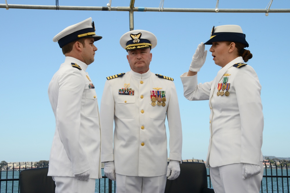 Coast Guard Cutter Haddock welcomes new commanding officer