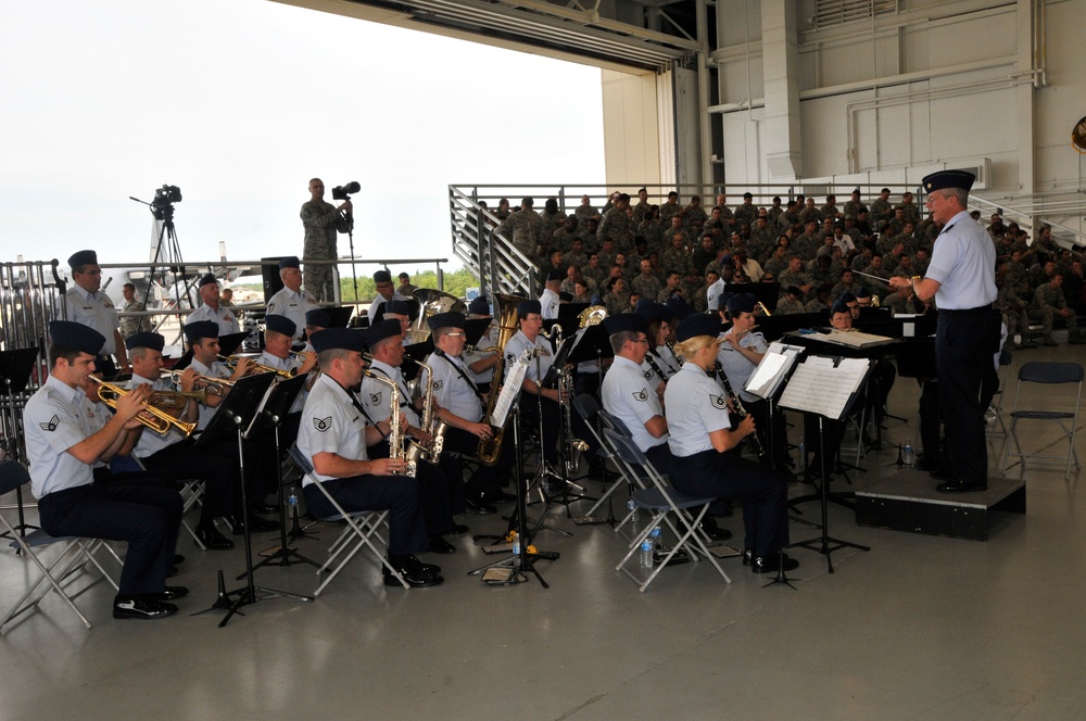 Air National Guard Band of the South entertains a change of command