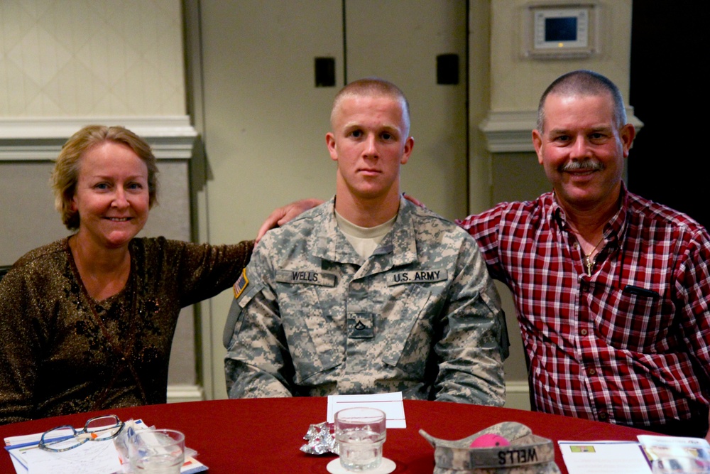 Army Reserve family attends Yellow Ribbon event together