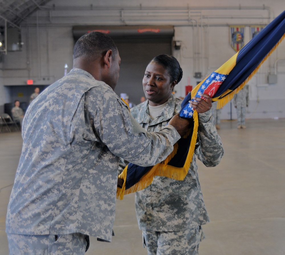 871st Troop Command Battalion receives new commander