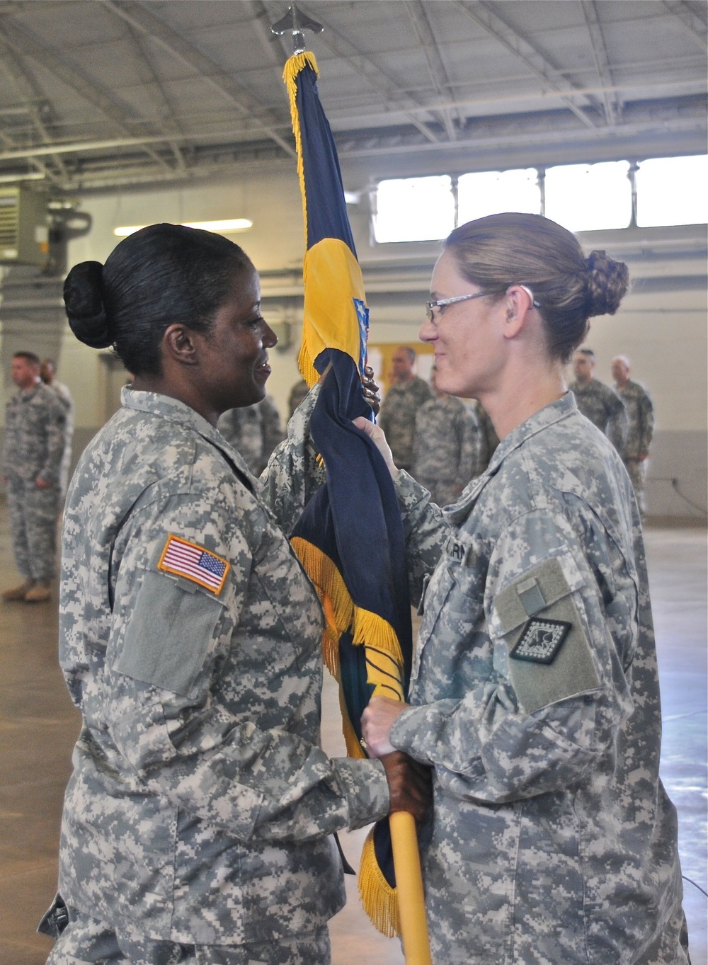 871st Troop Command Battalion receives new commander