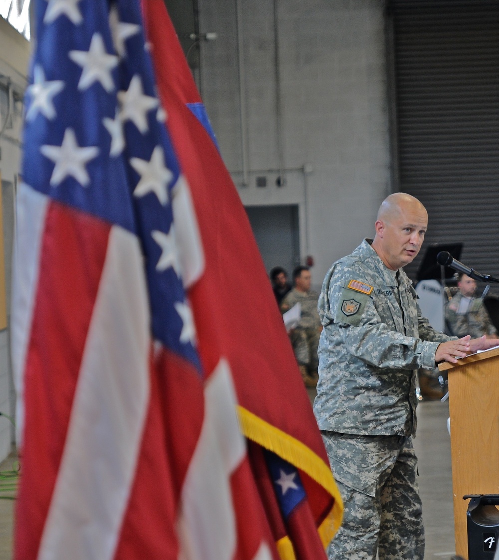 871st Troop Command Battalion receives new commander