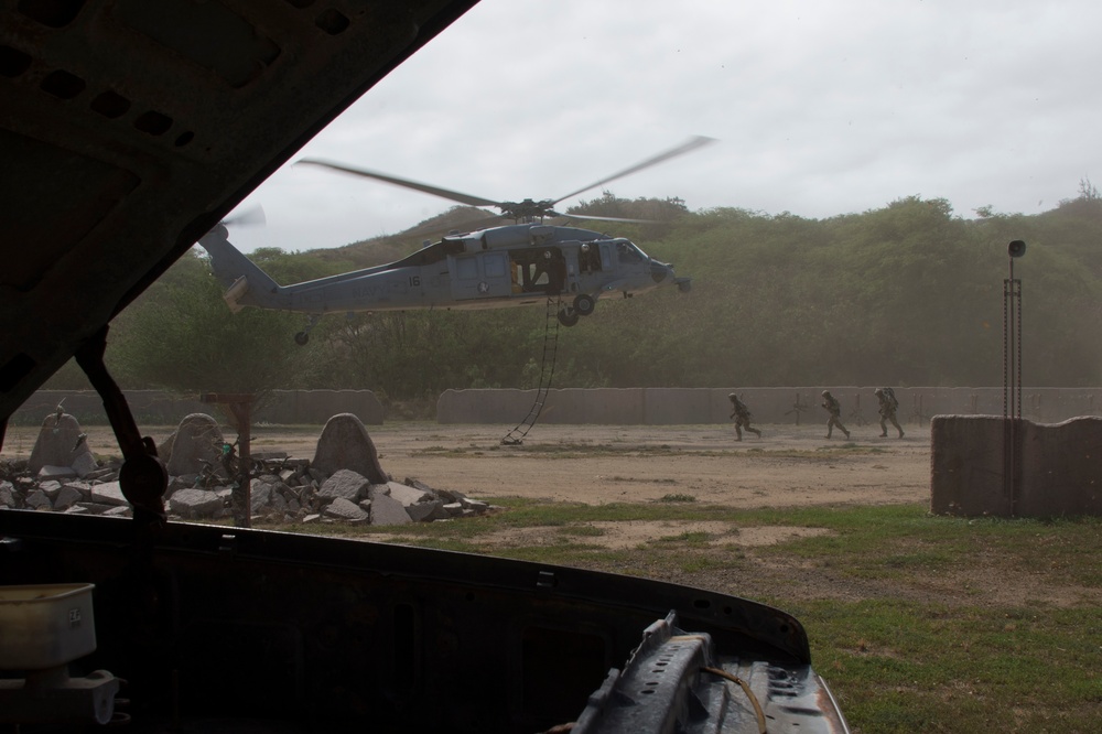 Special Operations Air Insertion, RIMPAC 2014