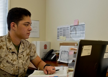 Female Marines begin journey to infantry training