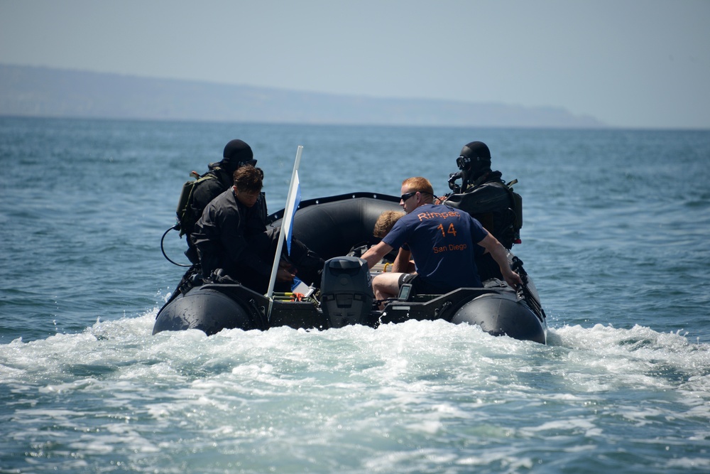 Diving operations, RIMPAC 2014