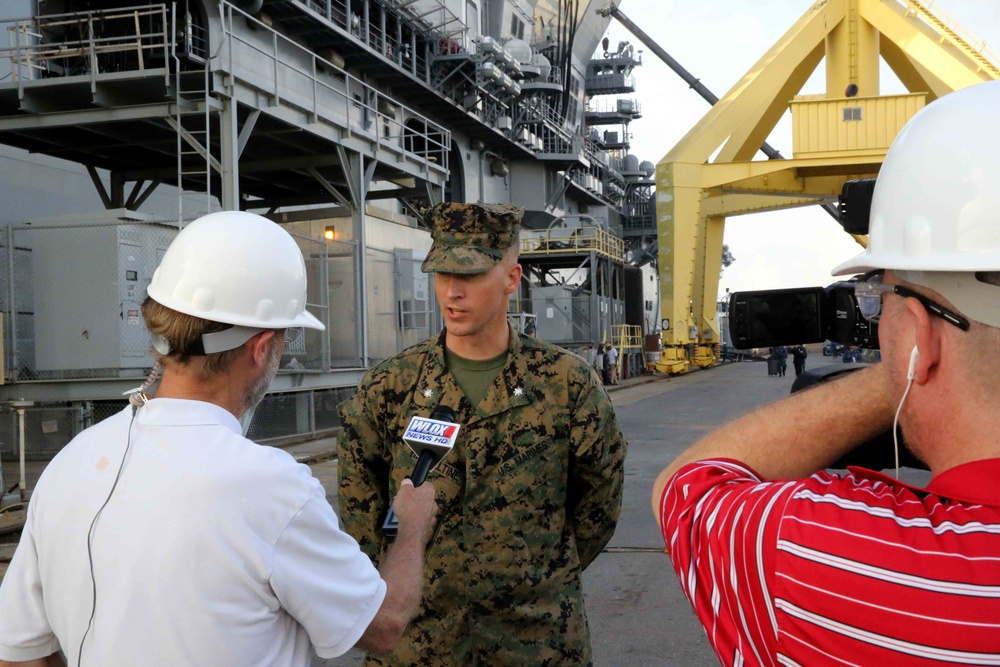 Marines, Sailors conduct first-time flight operations aboard USS America