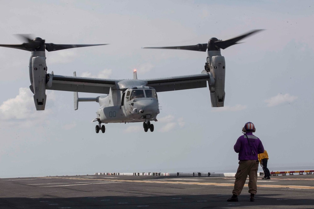 Marines, Sailors conduct first time flight operations aboard USS America (LHA 6)