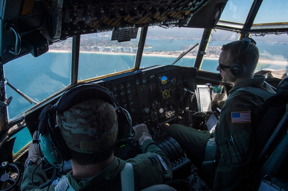 Static-line and free-fall parachute qualification