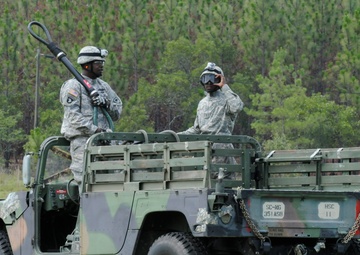 Soldiers prepare for deployment with sling load training