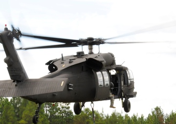 Soldiers prepare for deployment with sling load training