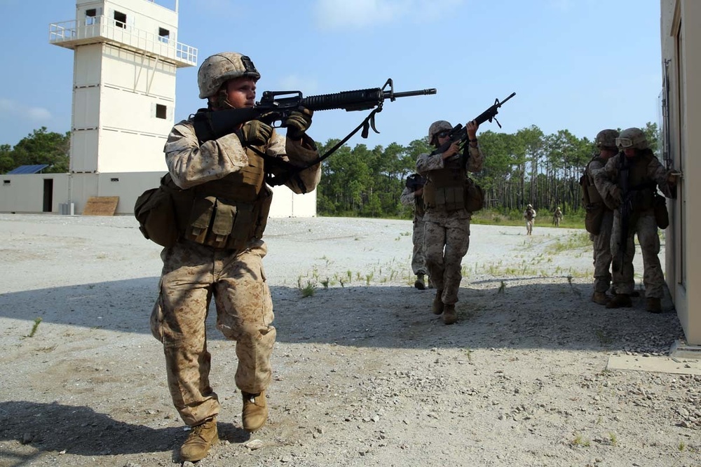 LAAD Marines hone patrolling, weapons skills