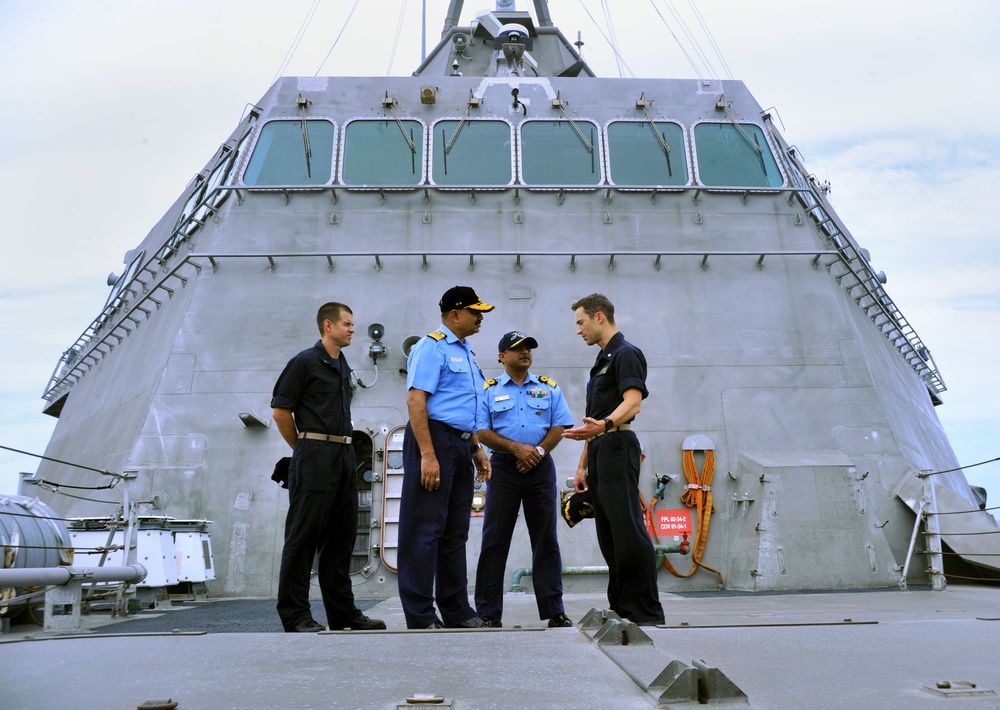 India navy tours USS Independence, RIMPAC 2014