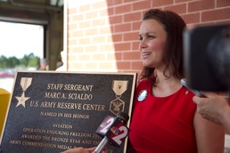 Jackie and the press