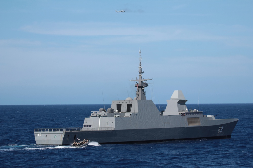 USS Indepedence and RSS Intrepid, RIMPAC 2014