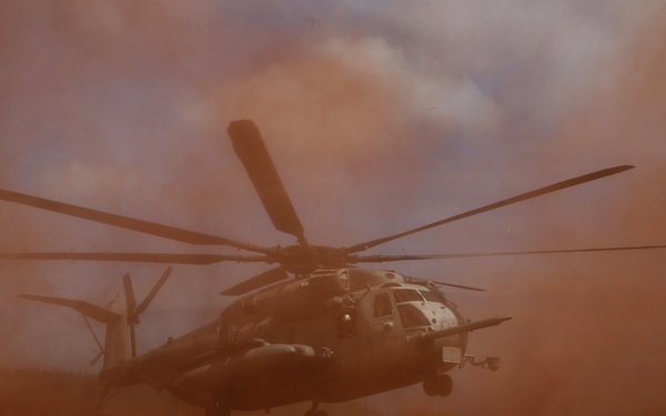 Marines traing at Kahuku Training Area during RIMPAC 2014
