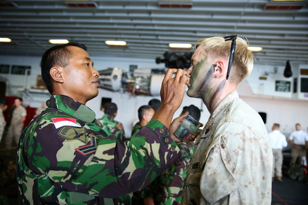 Marines train at Kahuku Training Area during RIMPAC 2014