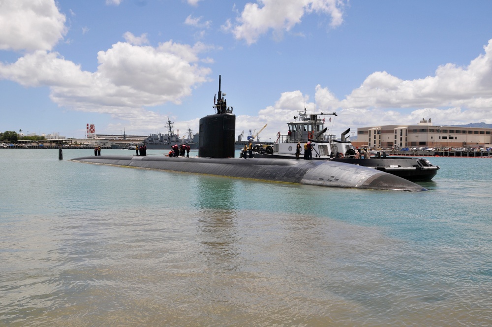 USS Santa Fe departs, RIMPAC 2014