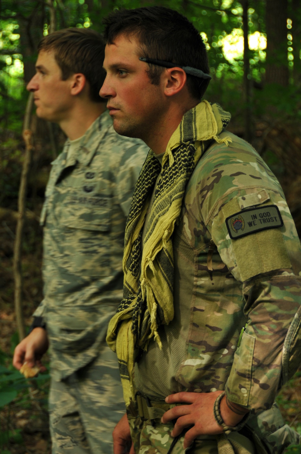 TACP help 164th Airlift Squadron perform ground survival training