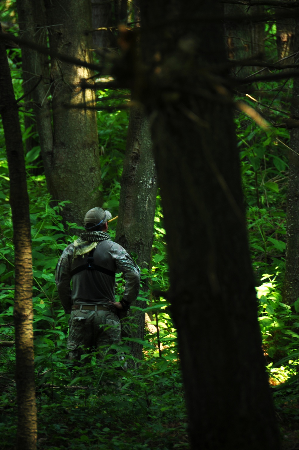 TACP help 164th Airlift Squadron perform ground survival training