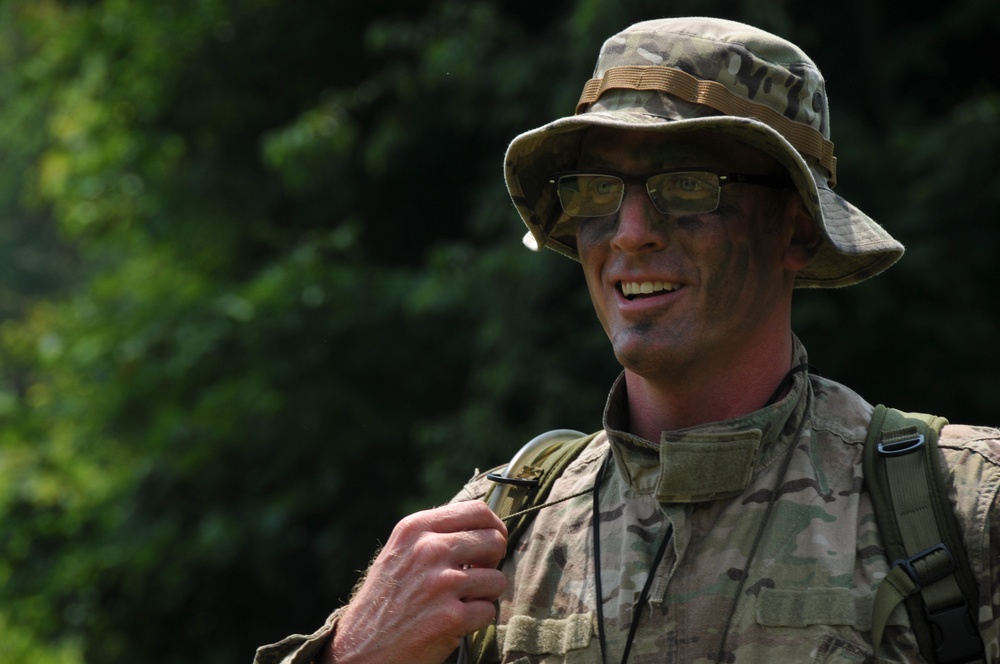 TACP help 164th Airlift Squadron perform ground survival training