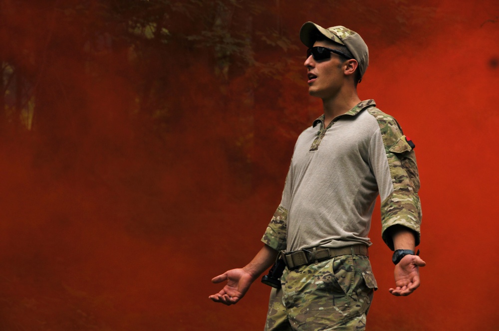 TACP help 164th Airlift Squadron perform ground survival training