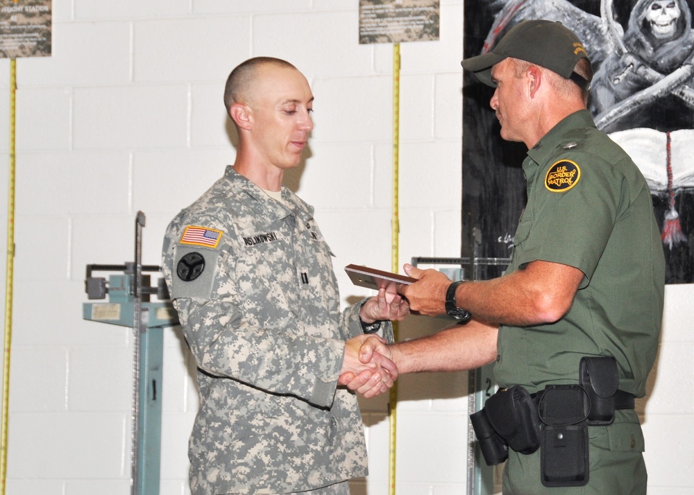 US CBP recognizes Arizona Soldiers’ contribution to border security