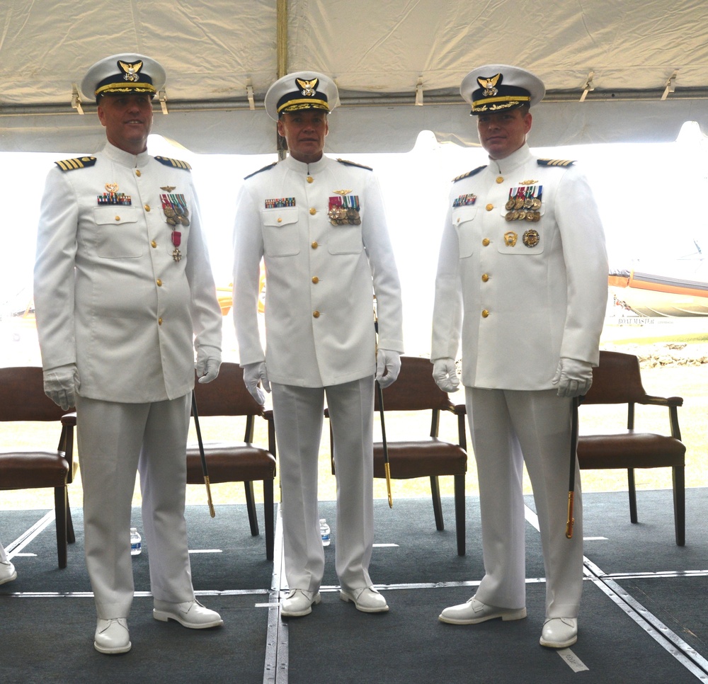 Coast Guard Sector San Juan celebrates change of command ceremony