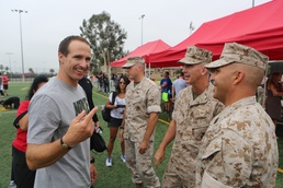 NFL Football Star Experience brings football stars and service members together