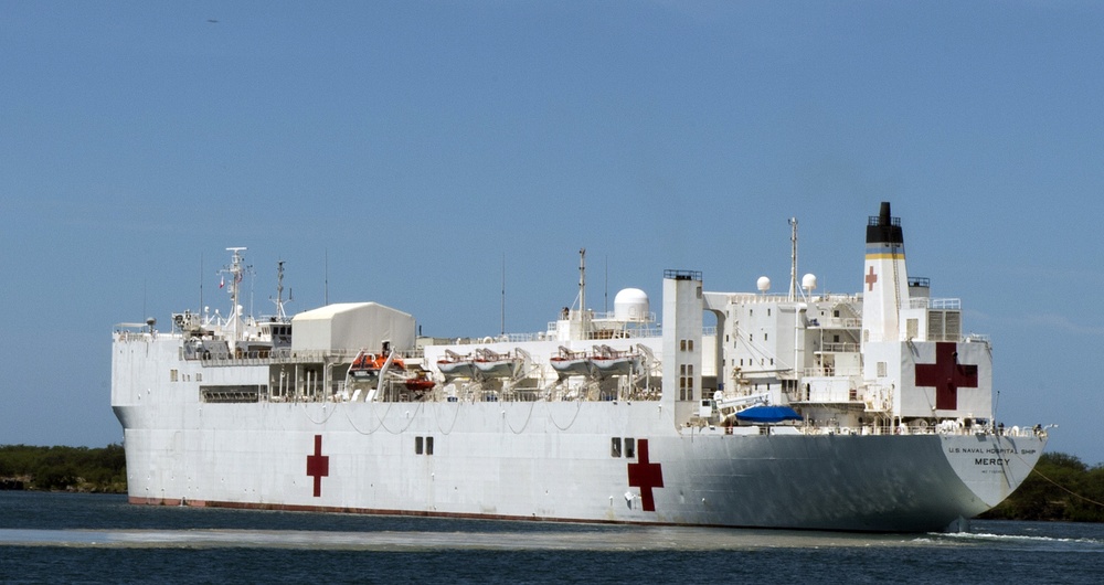 USNS Mercy departs, Sea Phase RIMPAC 2014